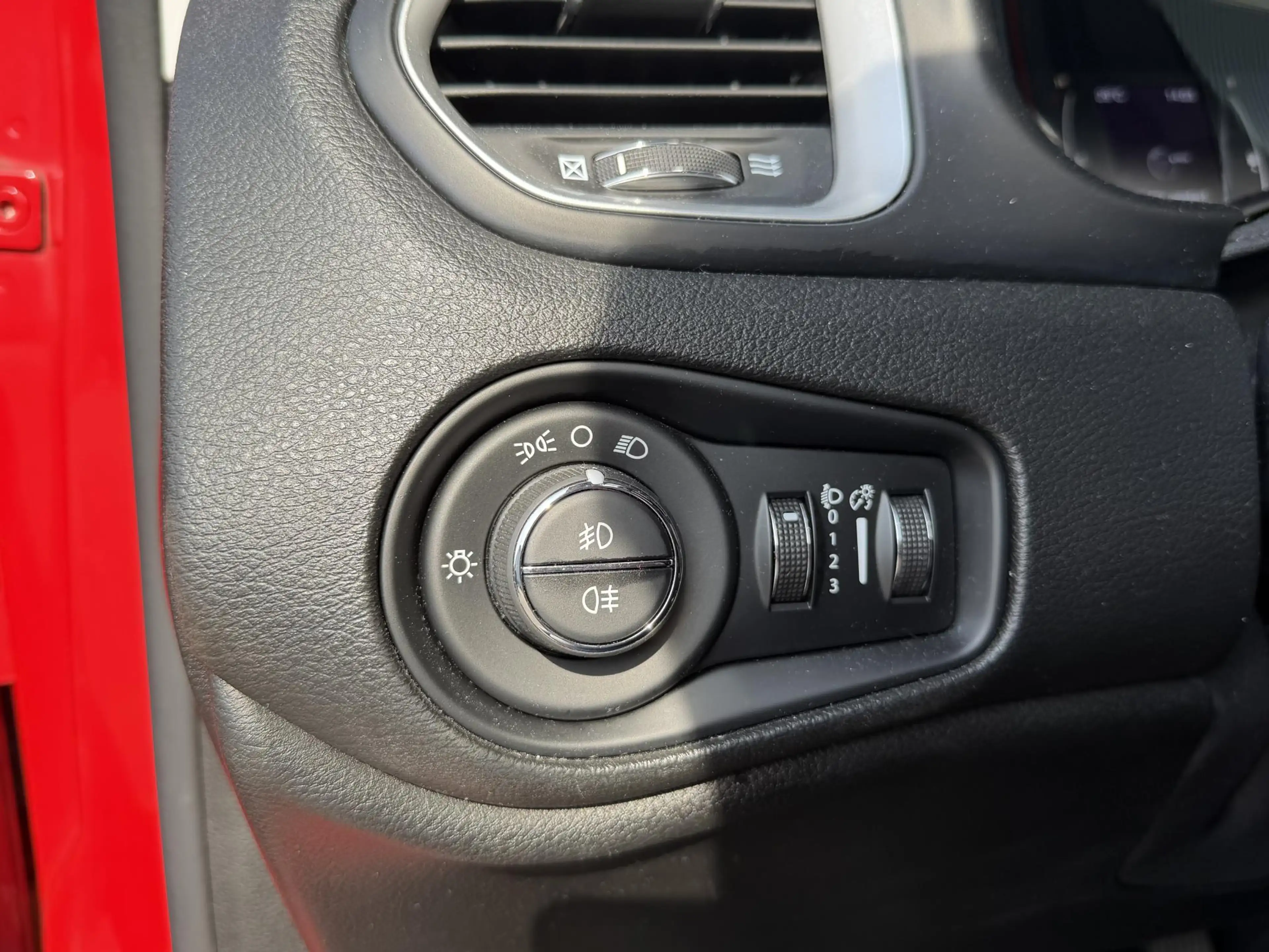Jeep Renegade 1.4 MultiAir Freedom 17"/Panoramadak/Trekhaak/Came — photo 14