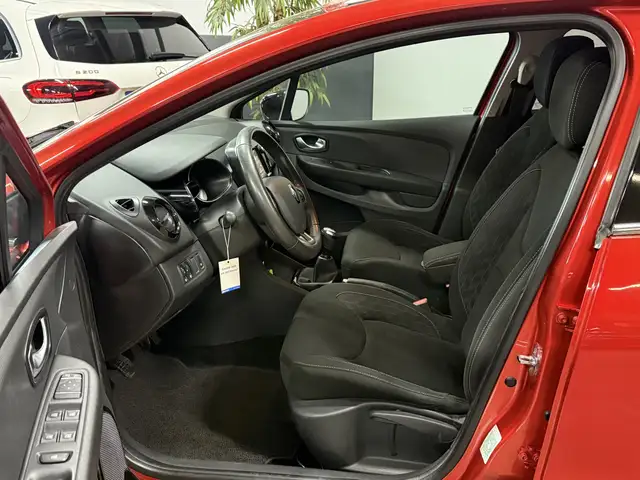 Renault Clio view 5