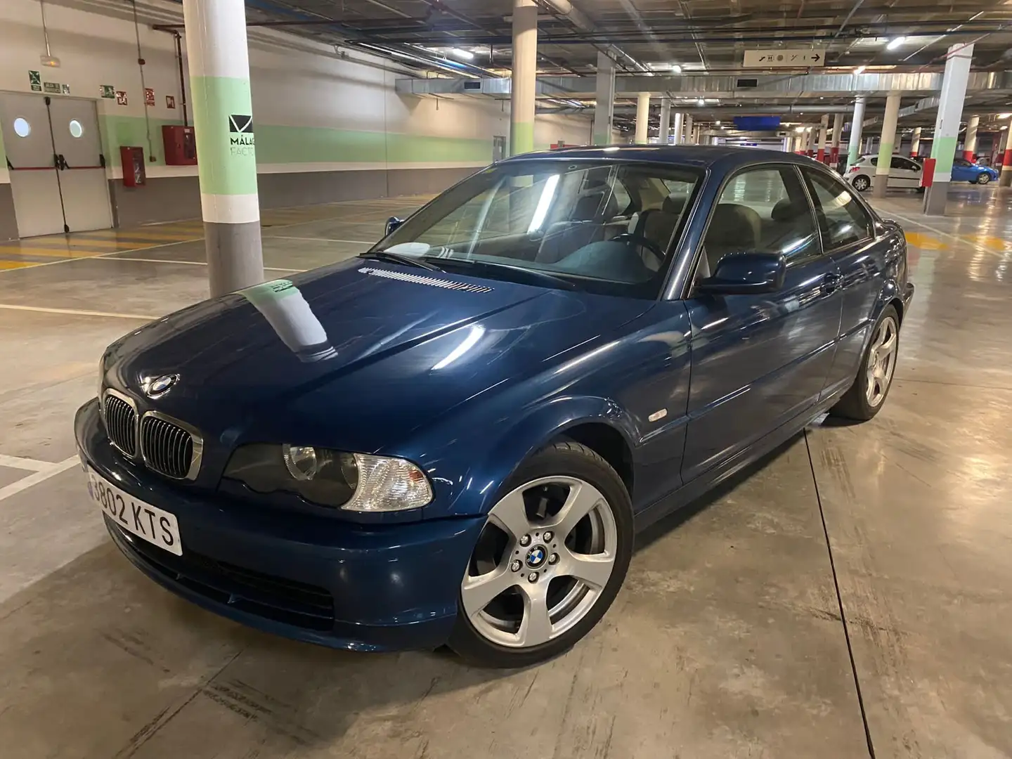 BMW 318 Ci plava - 1