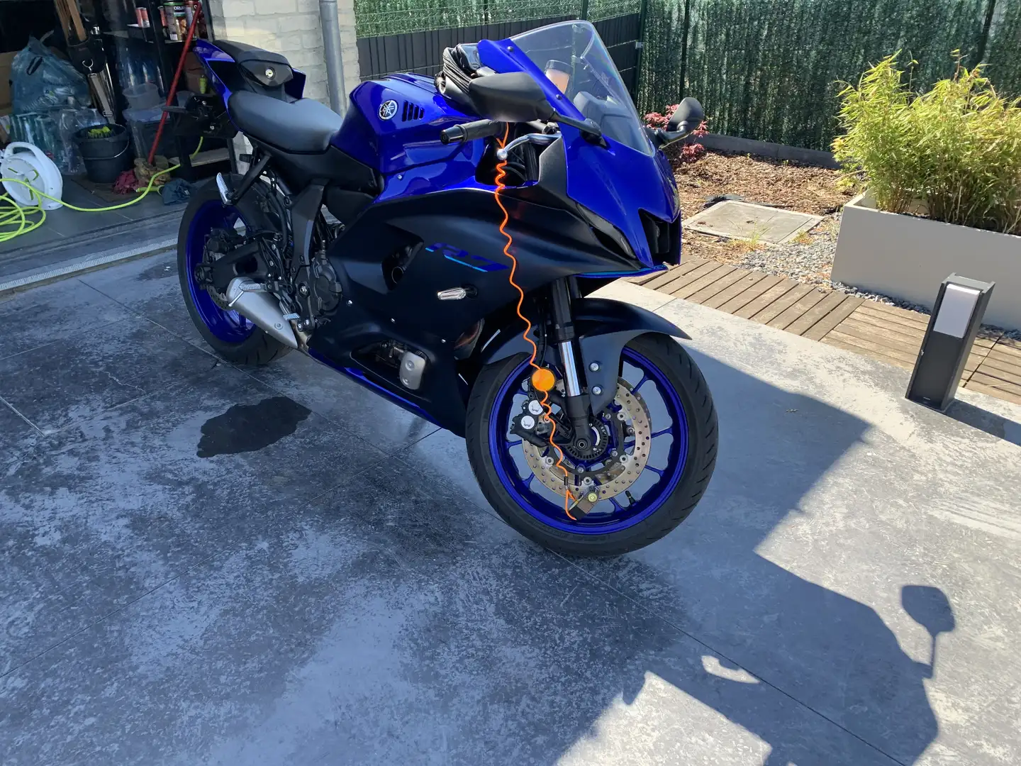 Yamaha YZF-R7 - 1