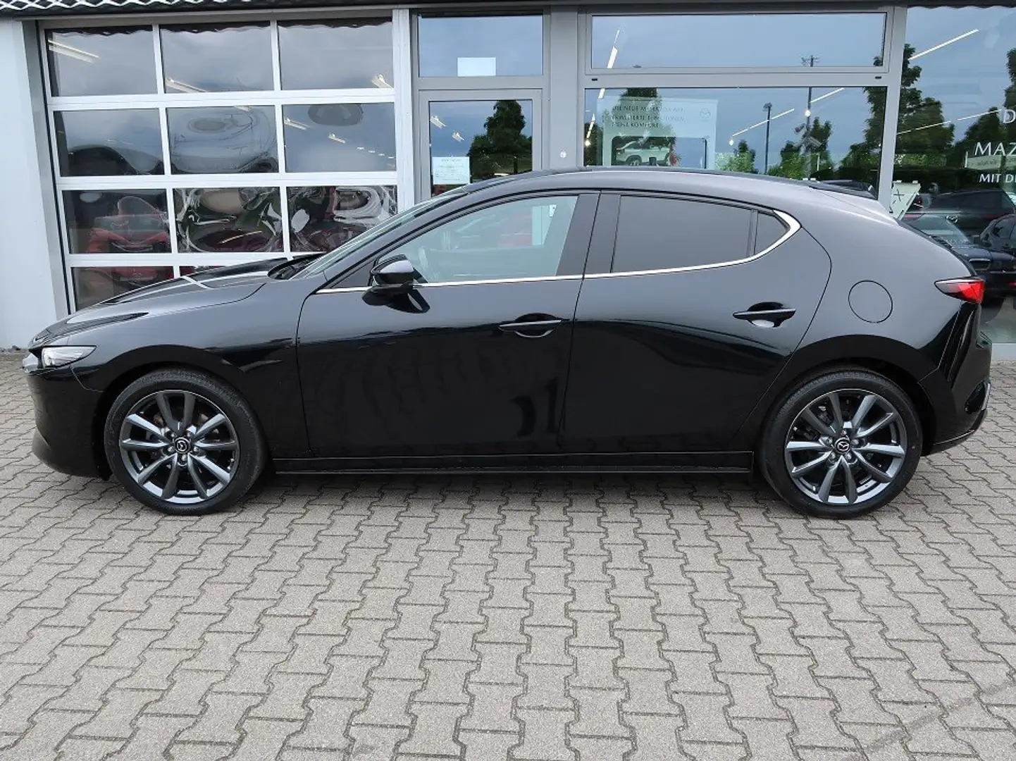 Mazda 3 SELECTION *Matrix LED, Design-Paket, LM 18"* SELEC Fekete - 2