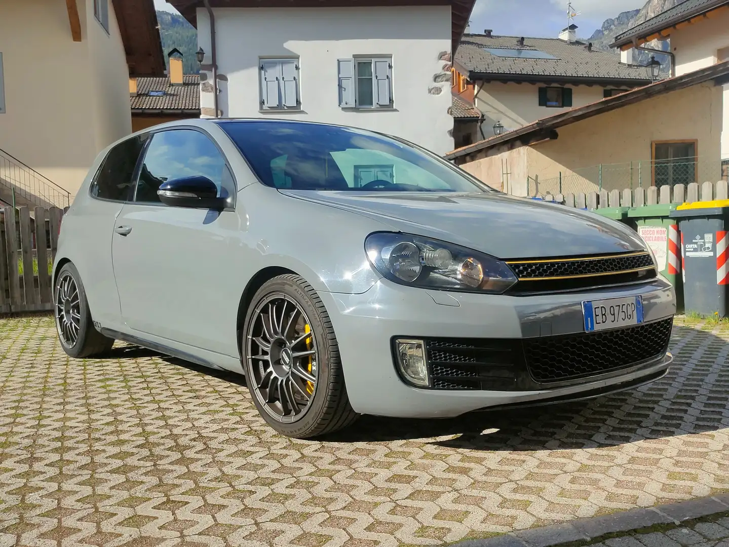 Volkswagen Golf GTI Golf VI 2010 3p 2.0 tsi Gris - 1