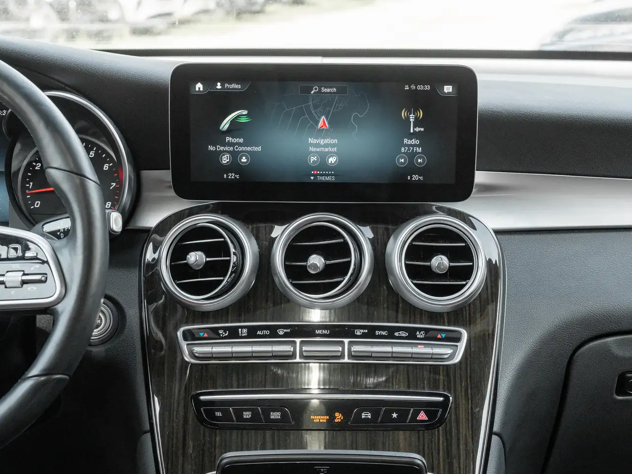Mercedes-Benz GLC снимка Mercedes-Benz GLC
