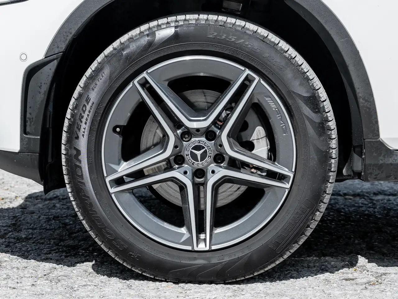 Mercedes-Benz GLC снимка Mercedes-Benz GLC
