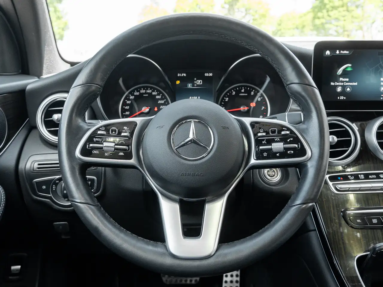 Mercedes-Benz GLC снимка Mercedes-Benz GLC