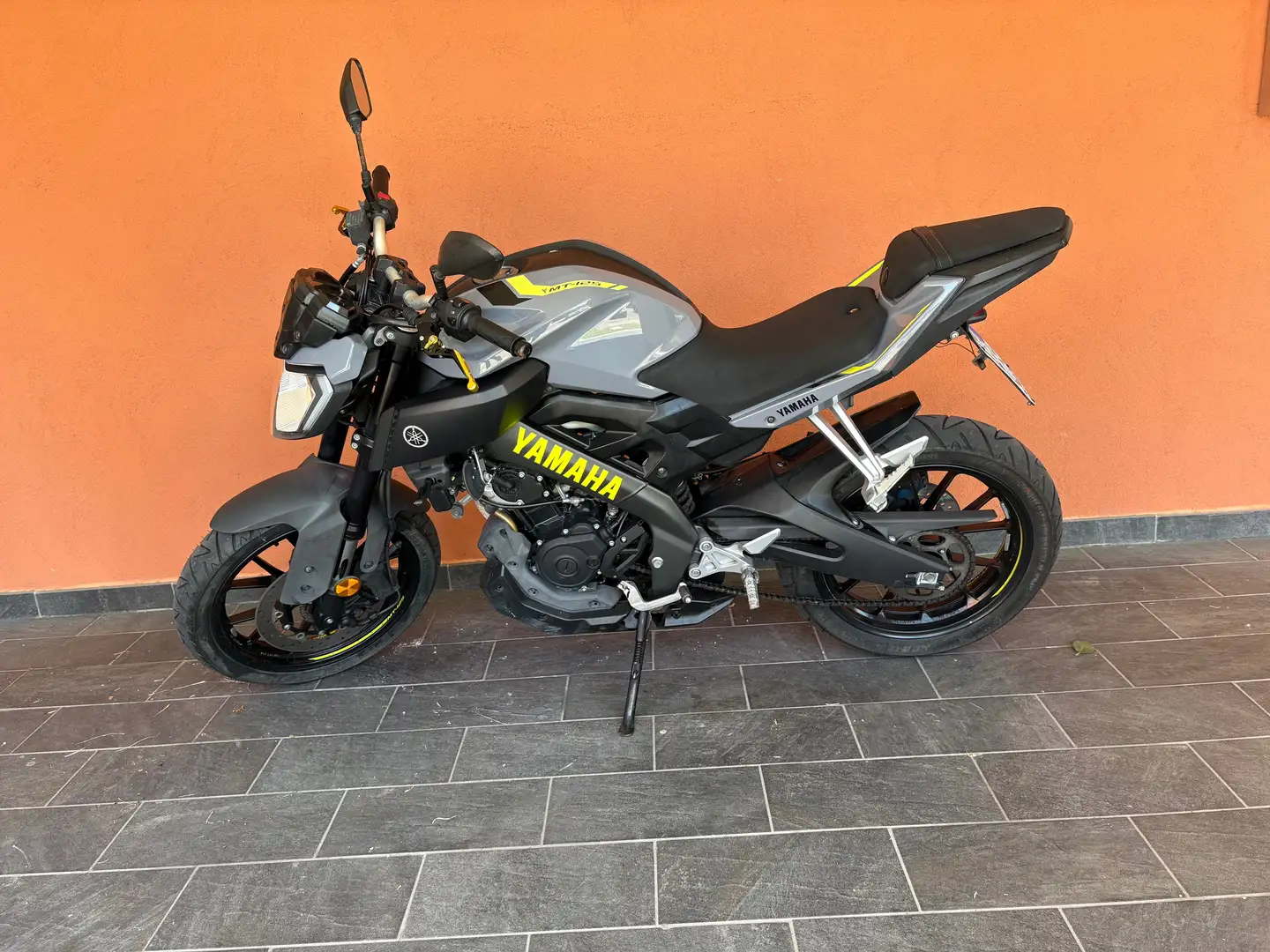 Yamaha MT-125 125 2017 ABS Nero - 2