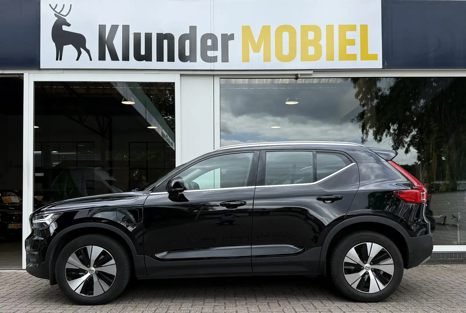 Volvo XC40 1.5 T4 Recharge Inscription Expr. |Leder|PDC|Adapt Nero - 2