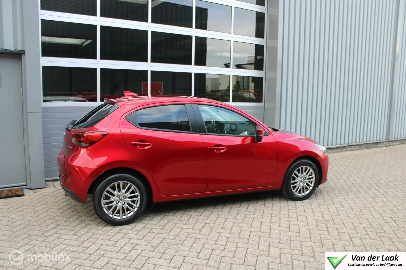 Mazda 2 1.5 Skyactiv-G Style Selected | Carplay | Camera | Rood - 2