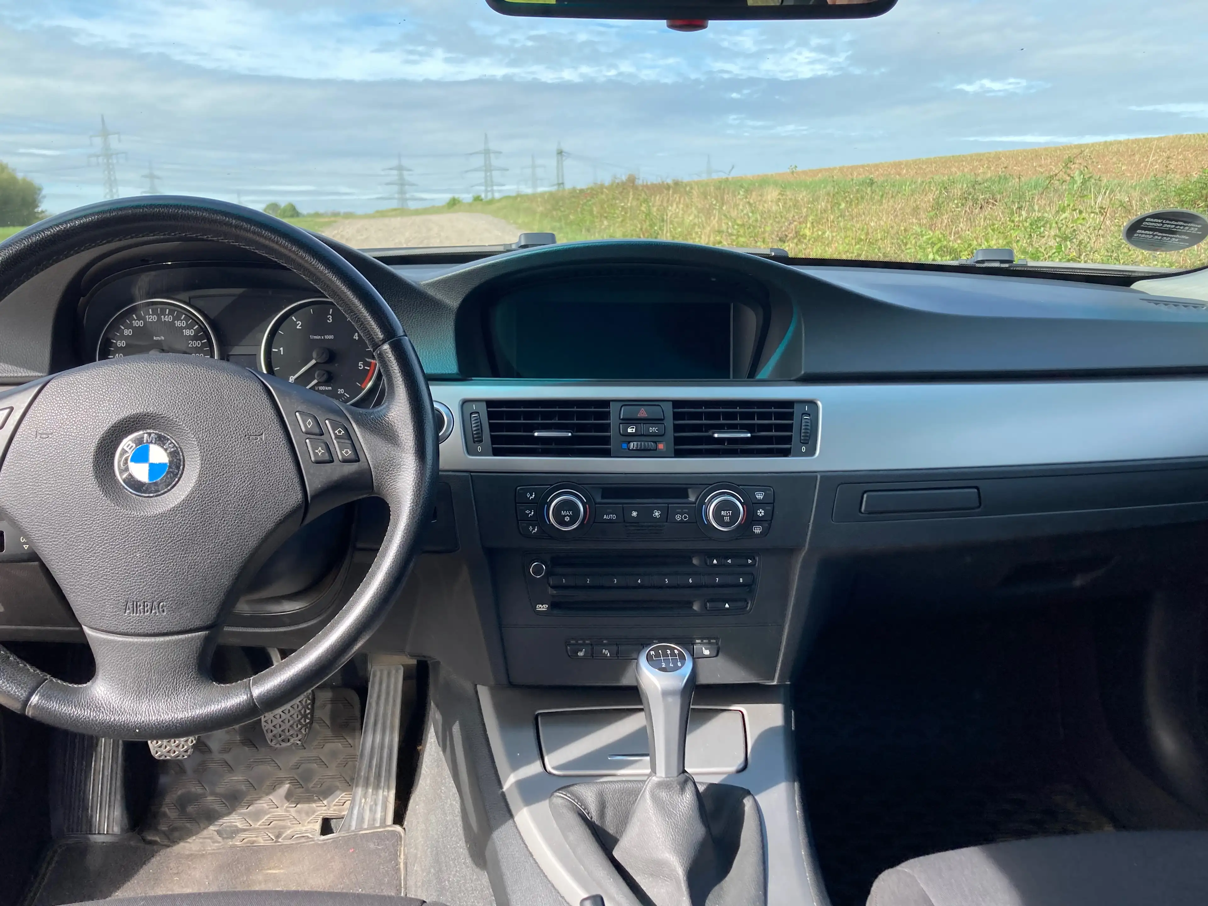 BMW 330 330 d xDrive — photo 22