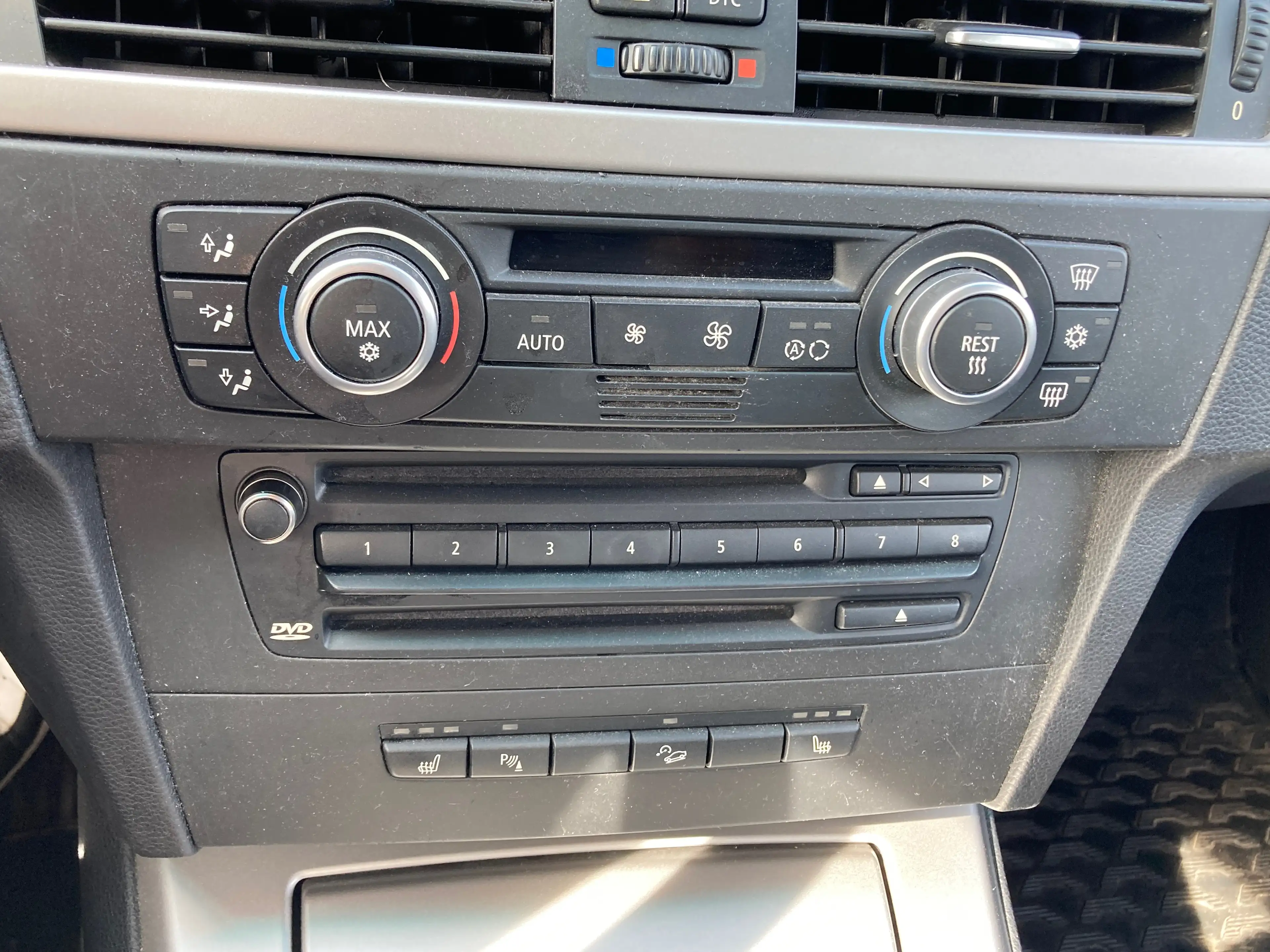 BMW 330 330 d xDrive — photo 24