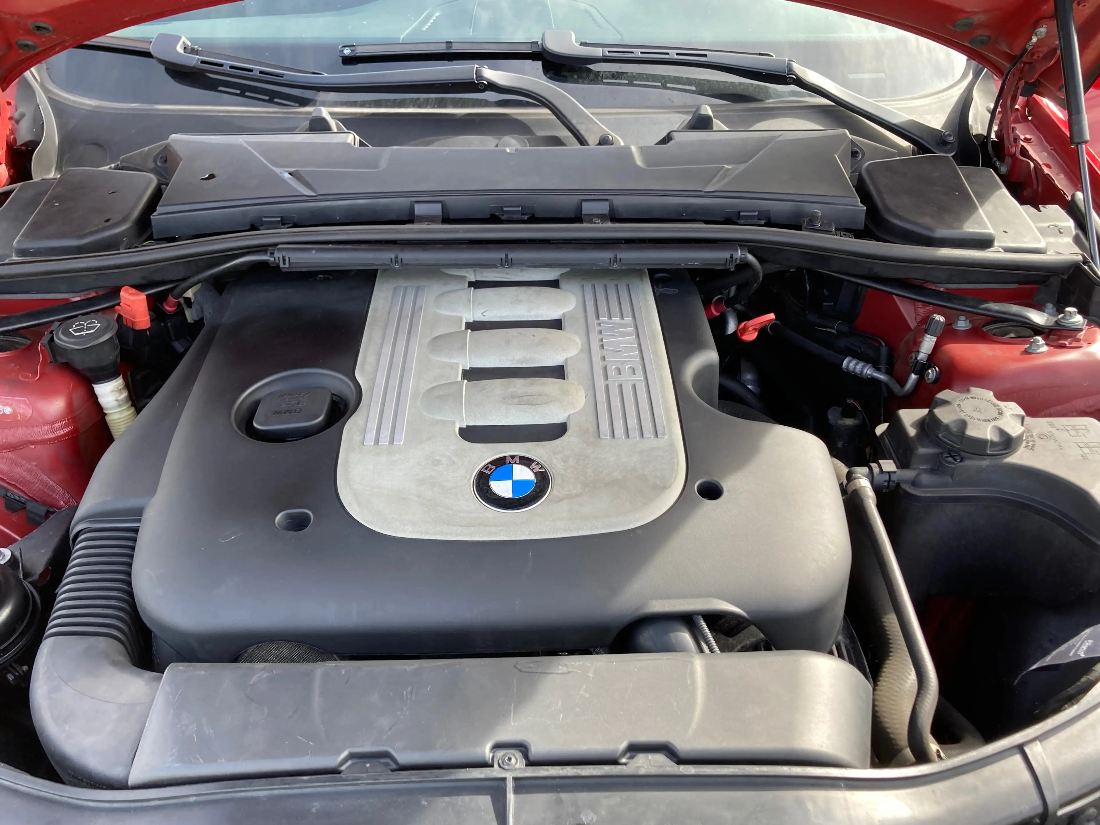 BMW 330 330 d xDrive — photo 23