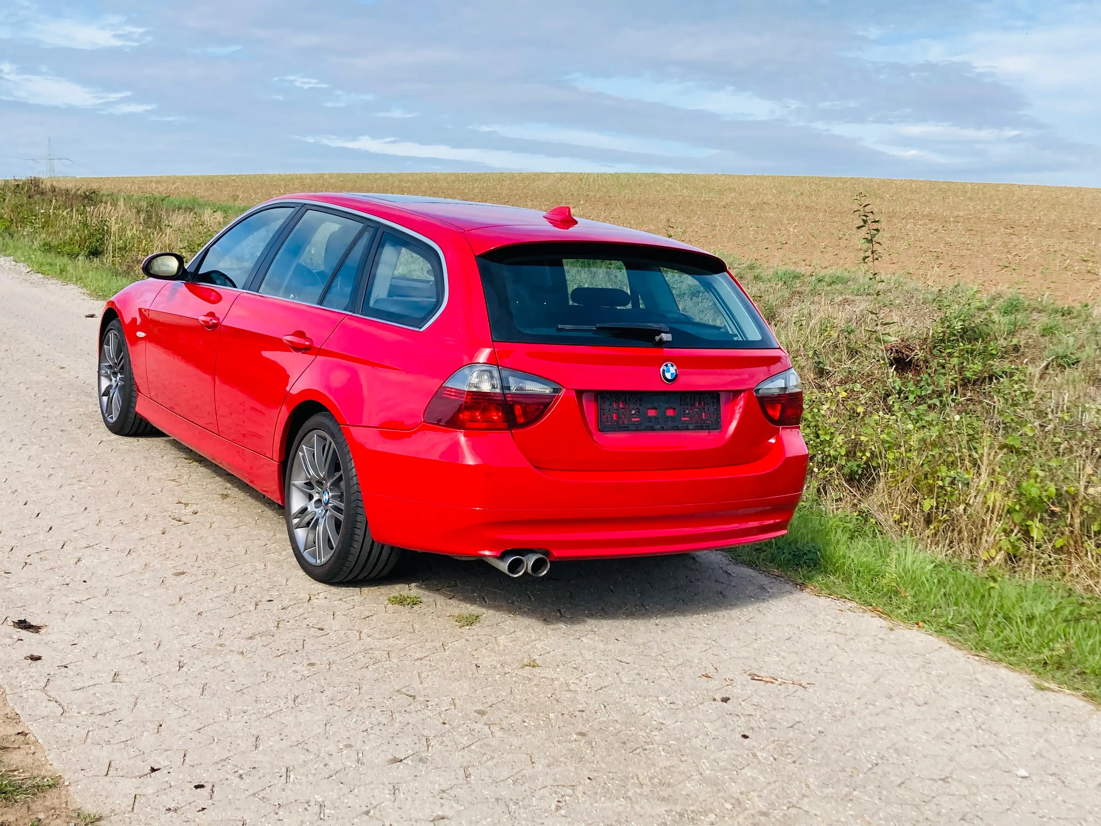 BMW 330 330 d xDrive — photo 10