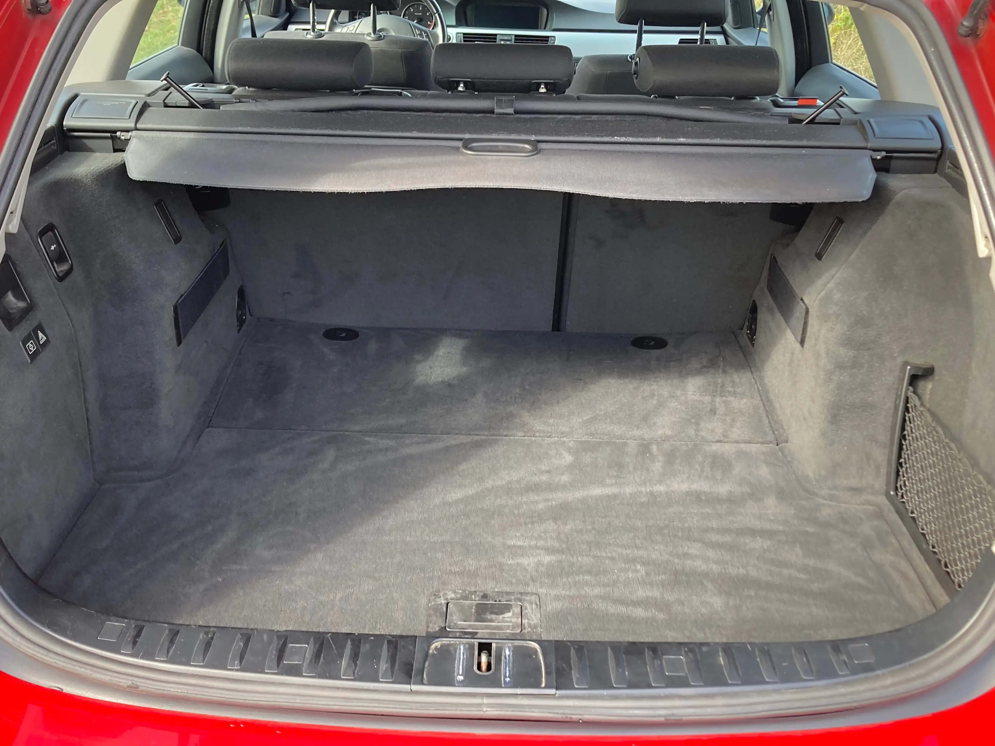 BMW 330 330 d xDrive — photo 16