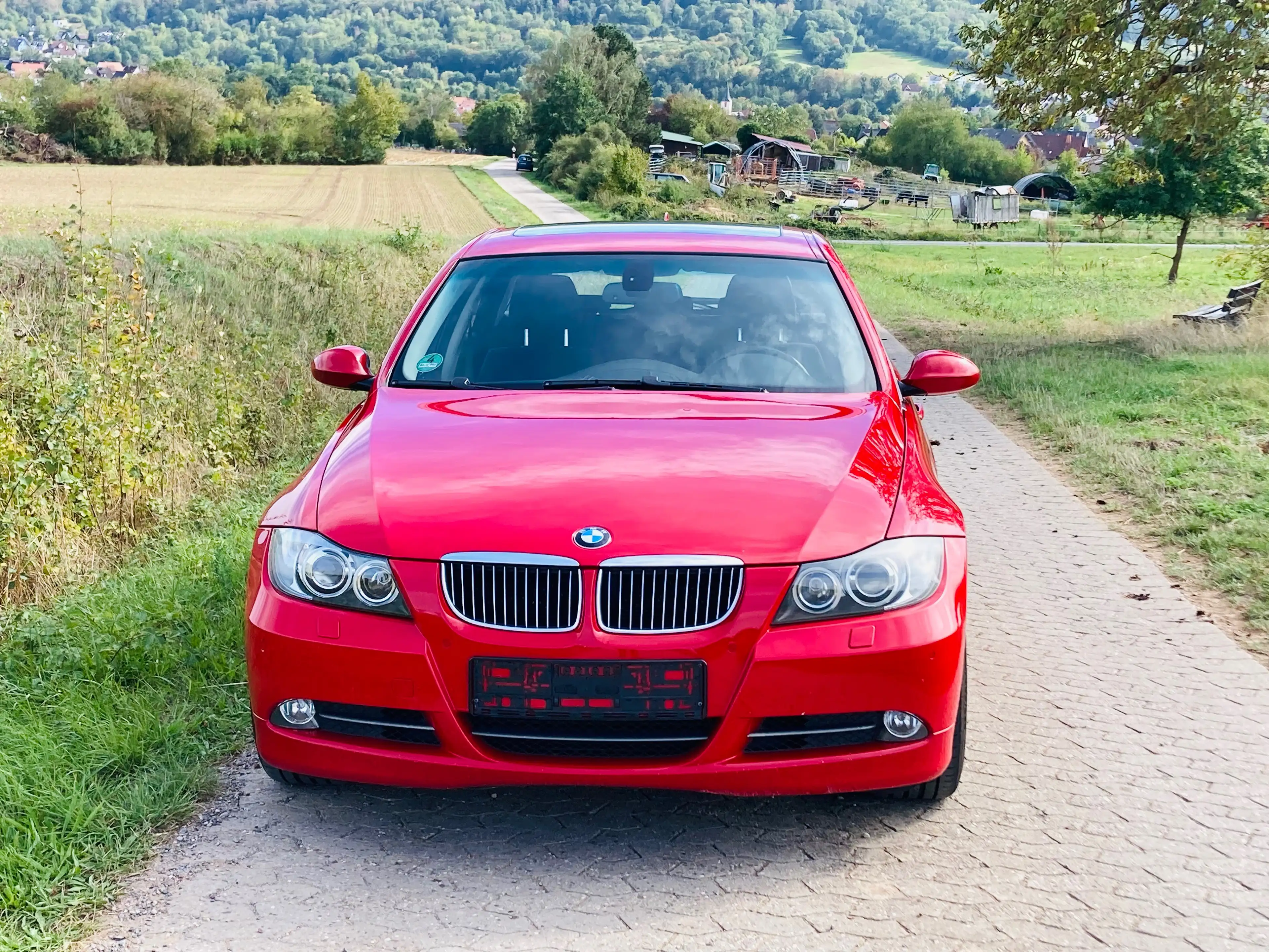 BMW 330 330 d xDrive — photo 2