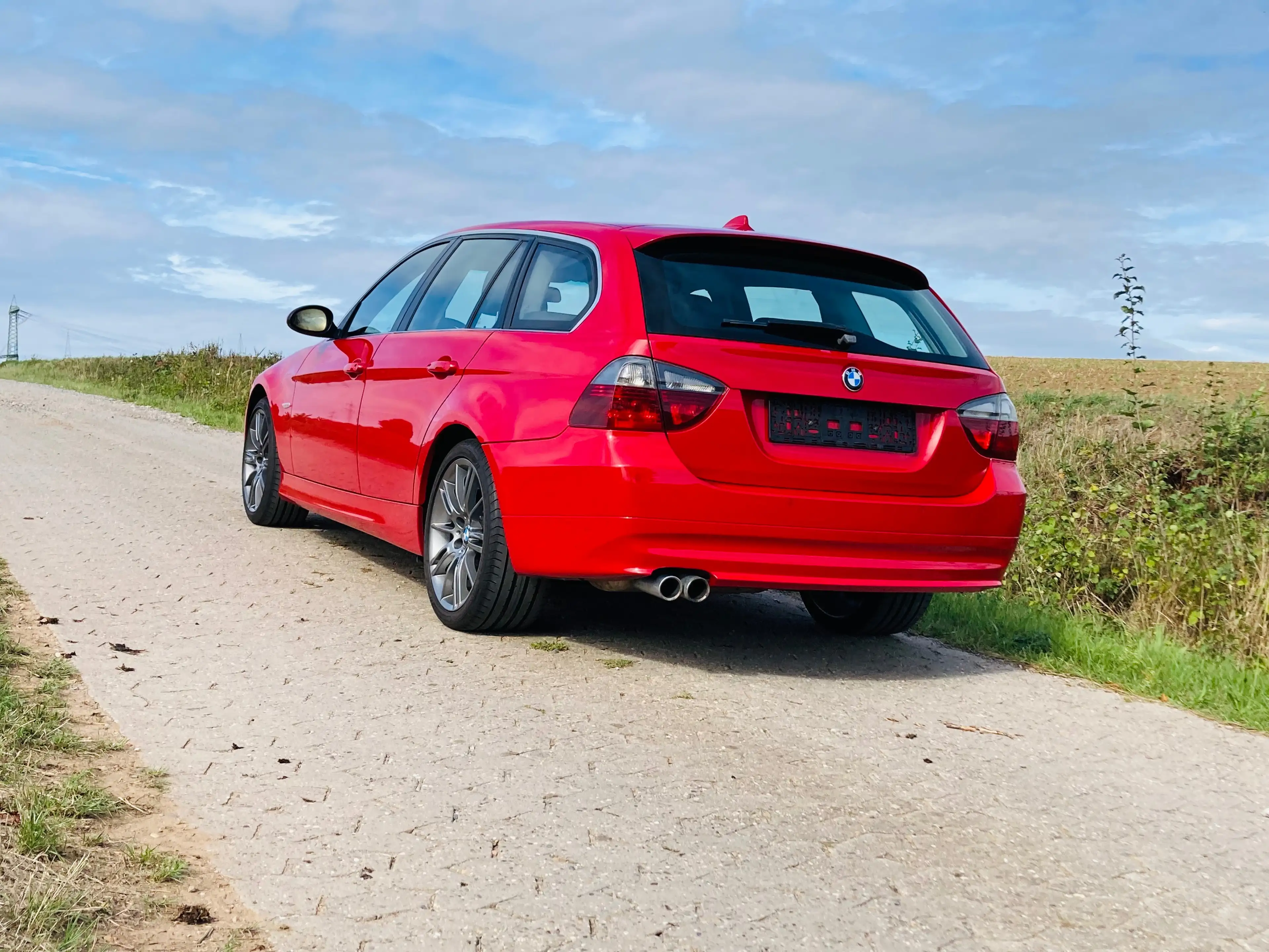 BMW 330 330 d xDrive — photo 11