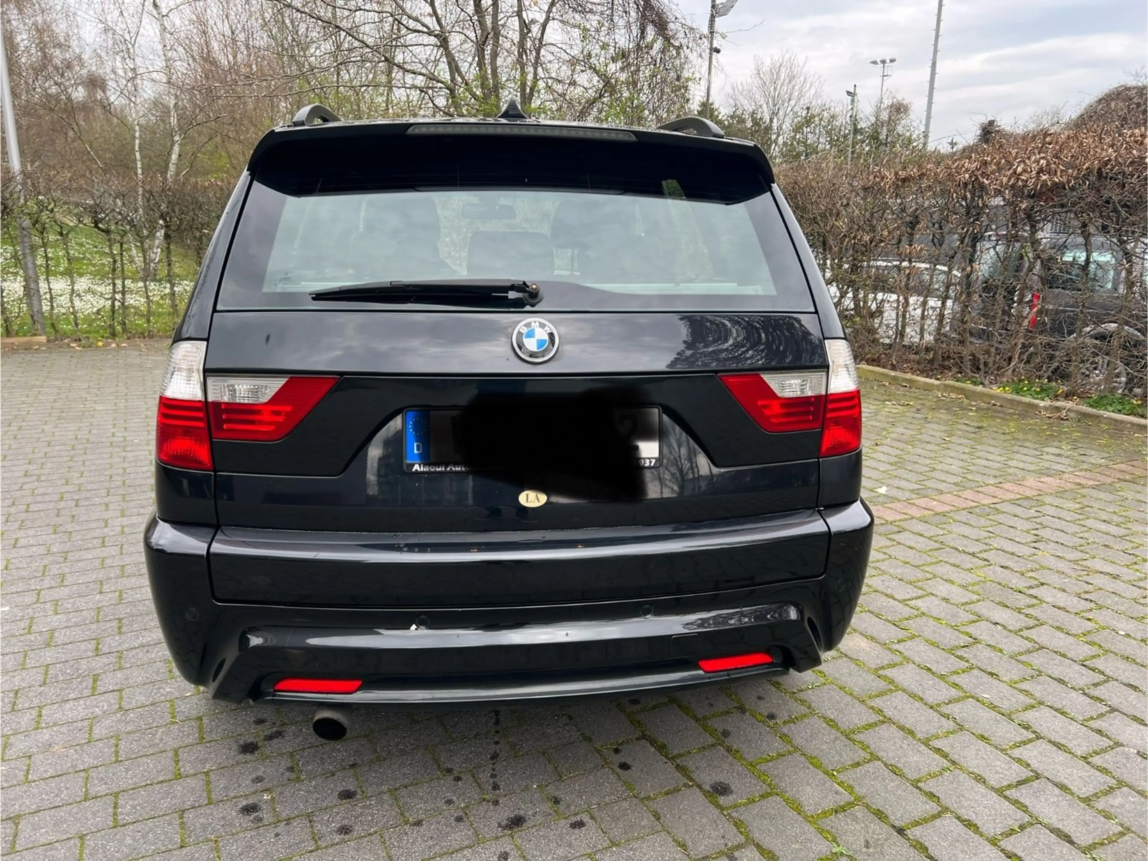 BMW X3 Baureihe X3 2.0d~Sport-Paket M / M-Technic — photo 7