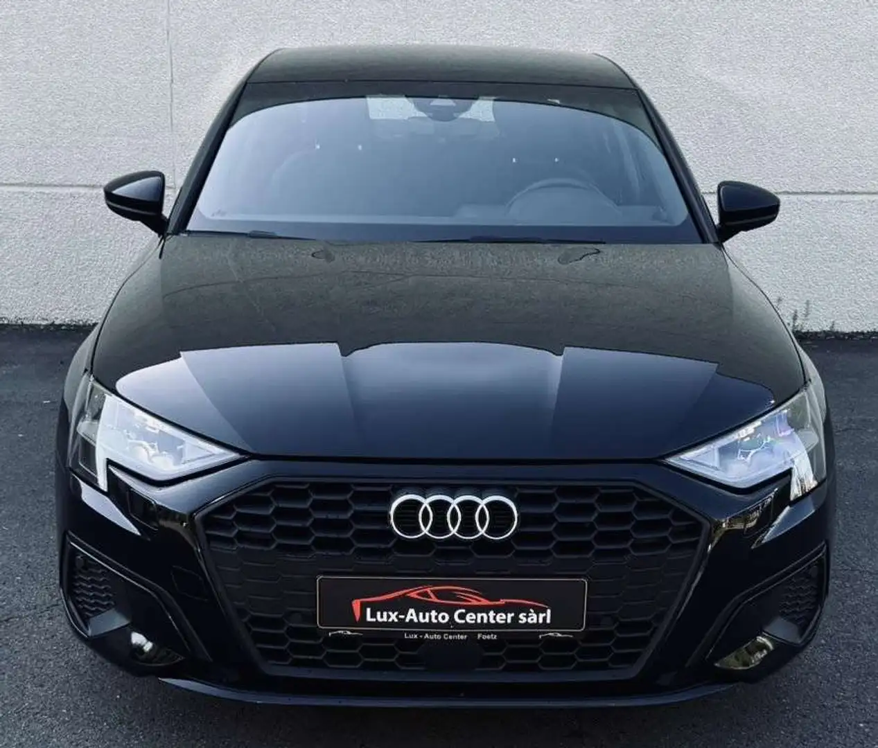 Audi A3 30 TFSI Advanced Noir - 1