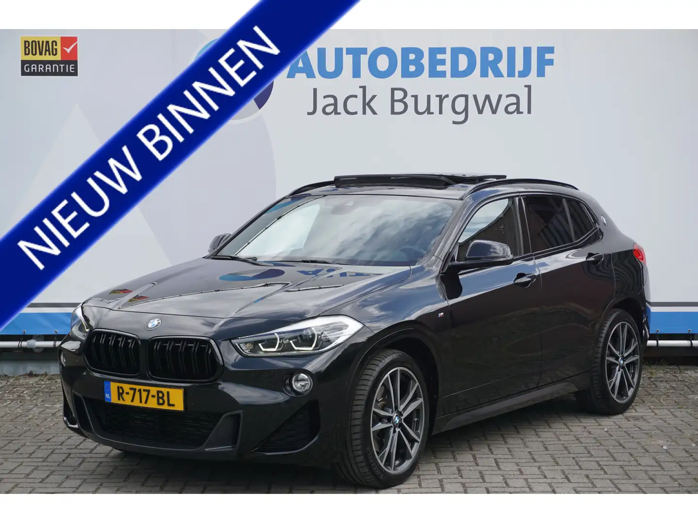 BMW X2 sDrive20i High Executive Trekhaak | Camera | HUD | Zwart - 1