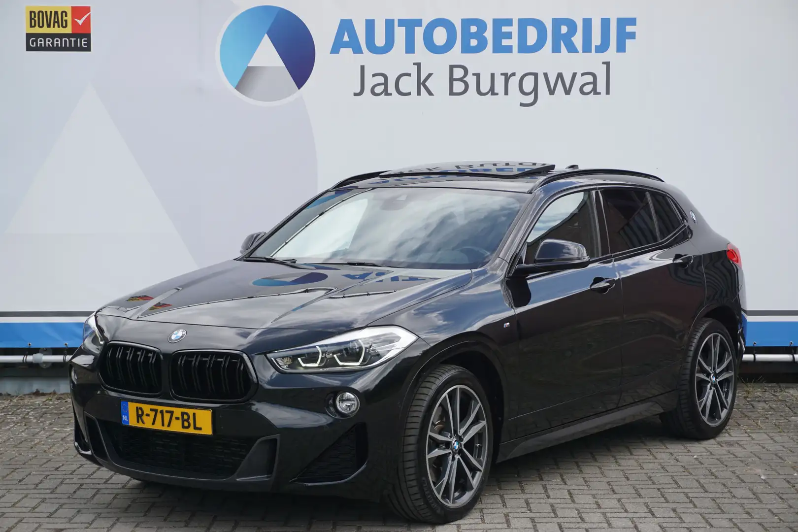 BMW X2 sDrive20i High Executive Trekhaak | Camera | HUD | Zwart - 2