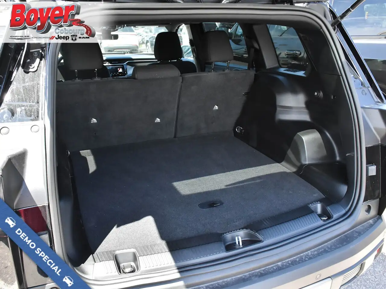 Jeep Cherokee снимка Jeep Cherokee