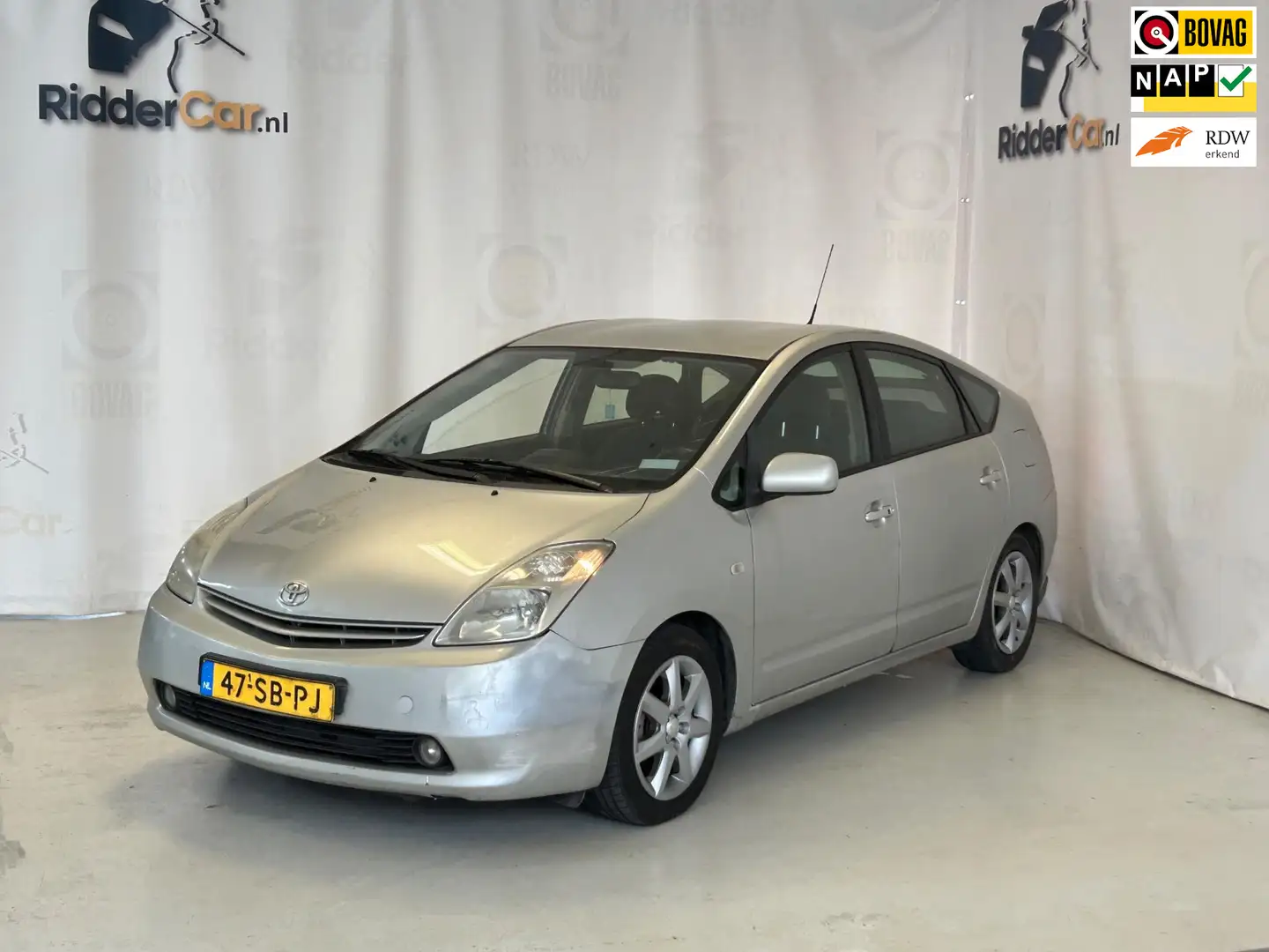 Toyota Prius 1.5 VVT-i|NAP|2E EIG|AUTOMAAT|CRUISE|PARK SENS|NAV Šedá - 1