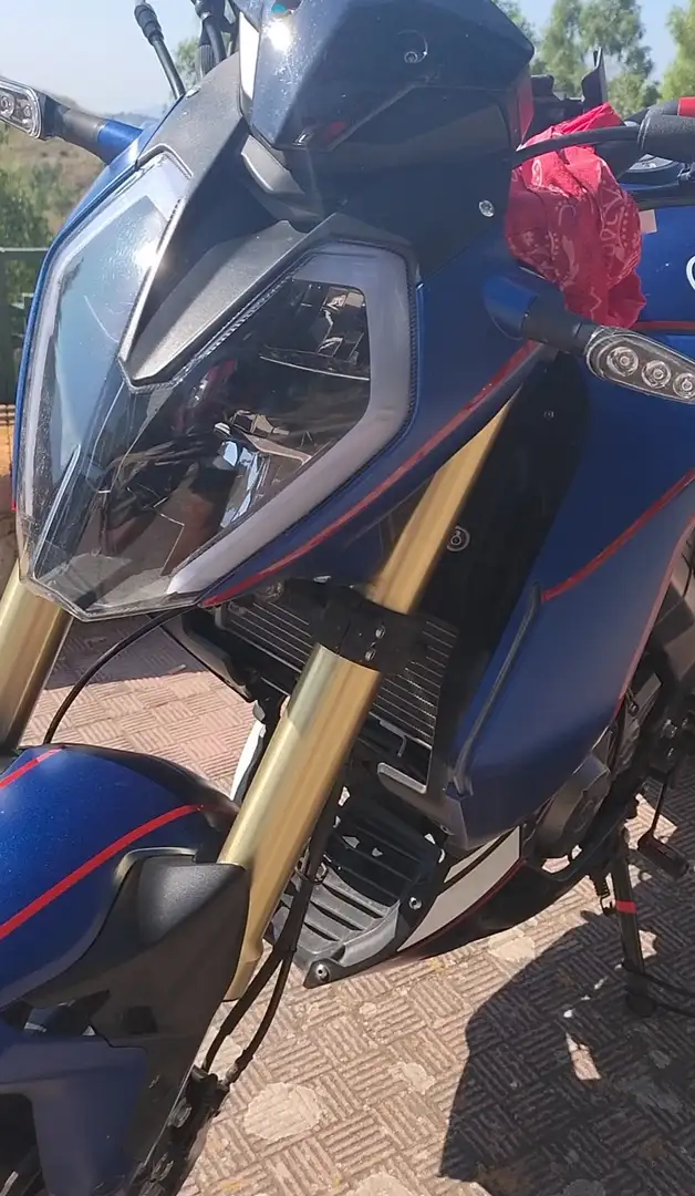 Keeway RKF 125 limited edition Bleu - 2