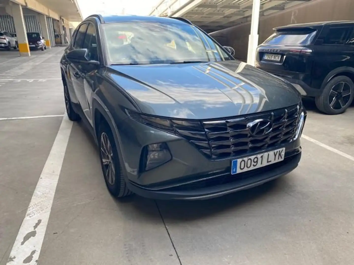 Hyundai TUCSON 1.6 TGDI 110kW (150CV) 48V Maxx Gris - 2