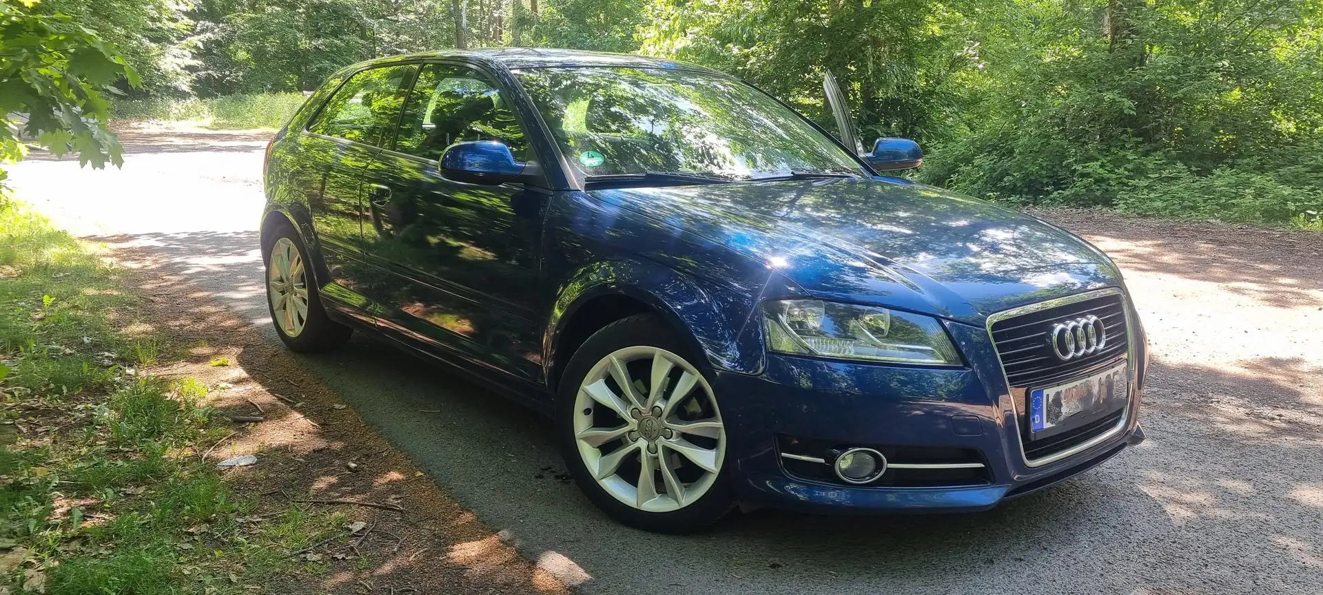Audi A3 A3 1.2 TFSI Ambiente Blau - 2