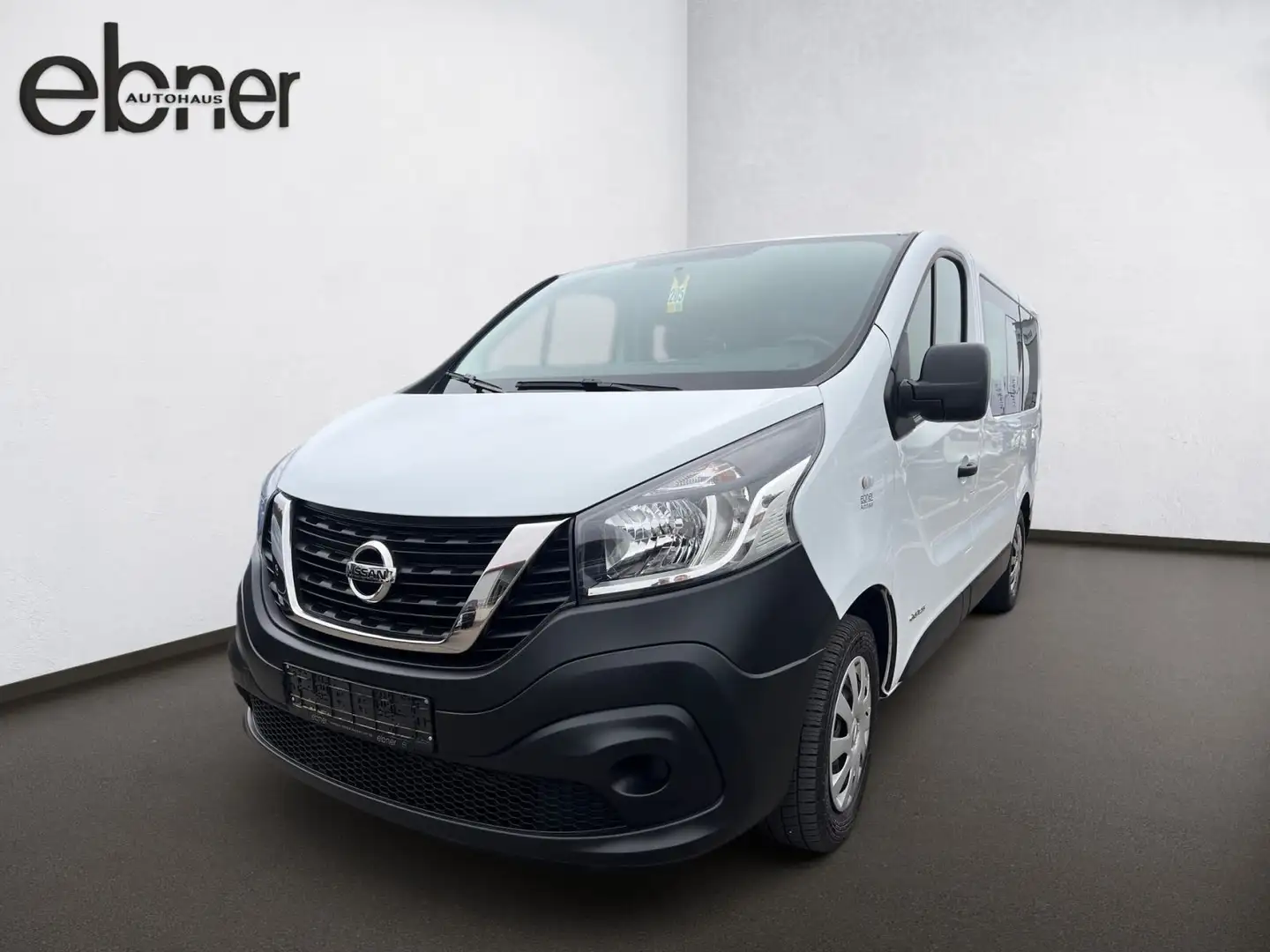Nissan NV300 2,7t dCi 125 DPF L1H1 COMFORT 9 Sitze Fehér - 2