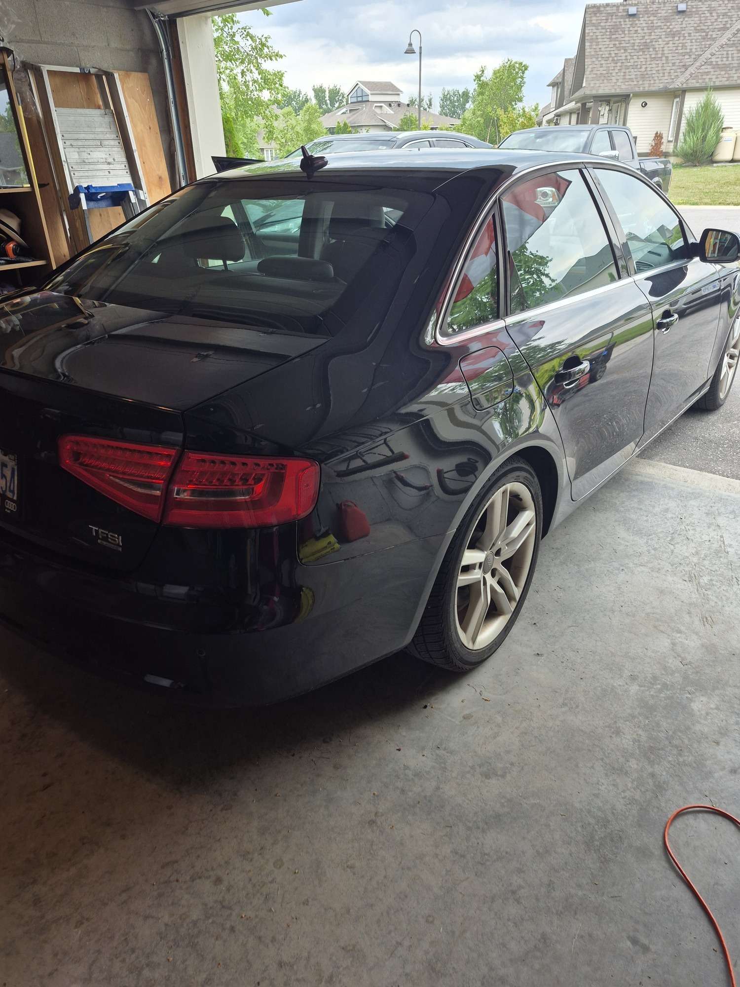 2014 Audi A4 4dr Sdn Auto Technik quattro thumb 7