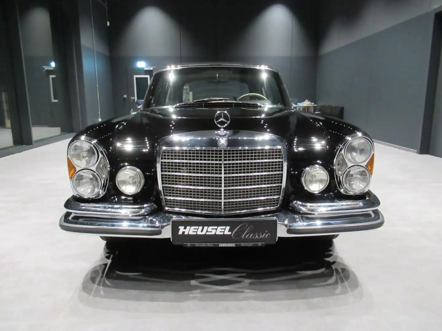 Mercedes-Benz 280 SE Cabrio *Deu. Fahrzeug*gepflegter Zustand* Schwarz - 2