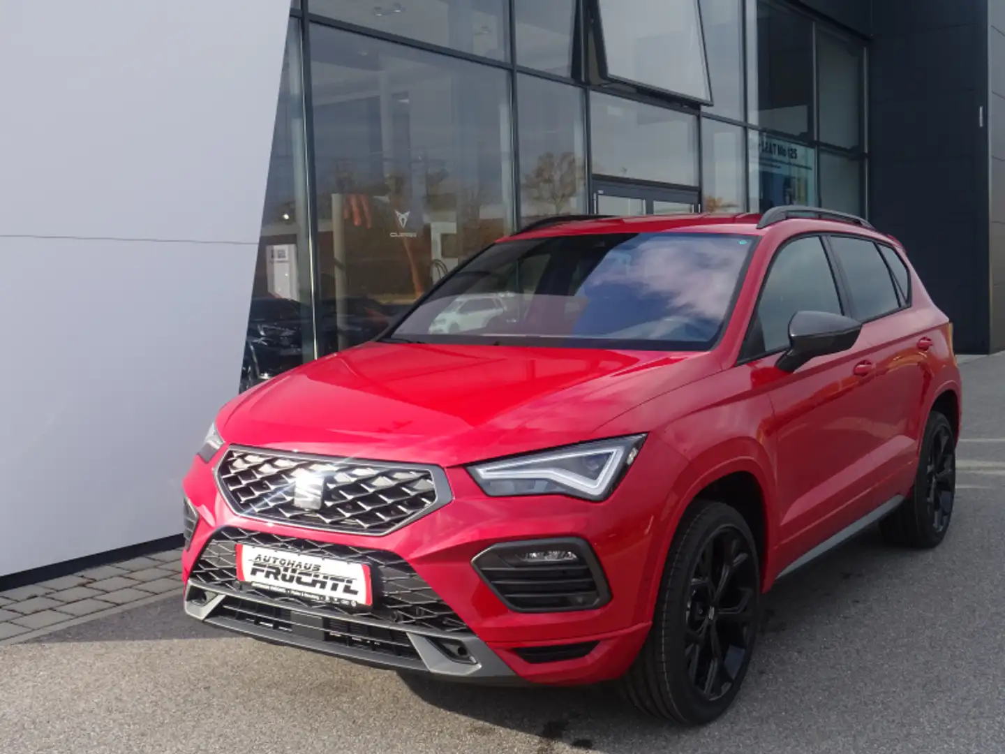 SEAT Ateca Ateca 1.5 TSI ACT FR DSG 150PS AHK Navi ACC Totwin Rot - 2