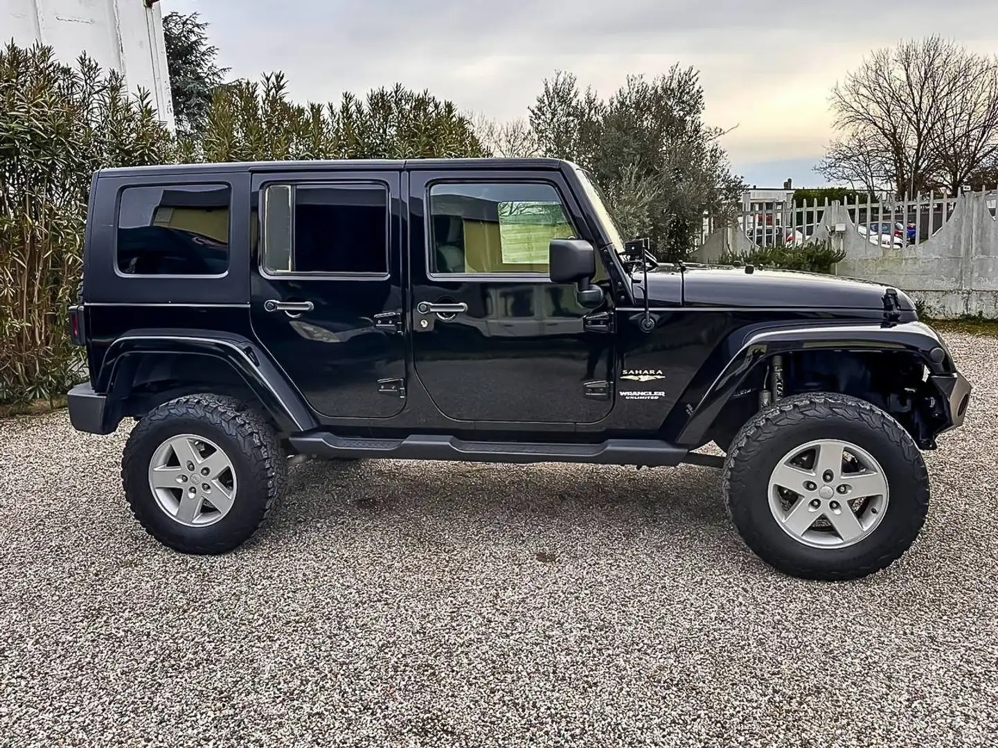 Jeep Wrangler Wrangler Unlimited 2.8 crd Sahara auto dpf - 2