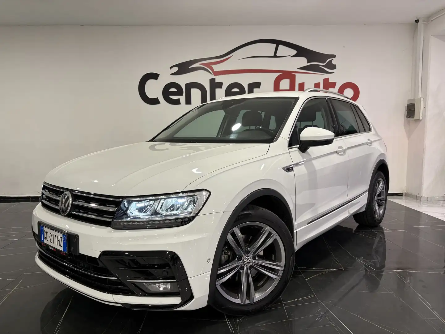 Volkswagen Tiguan Tiguan 2.0 TDI 150 CV SCR DSG R-Line - 1