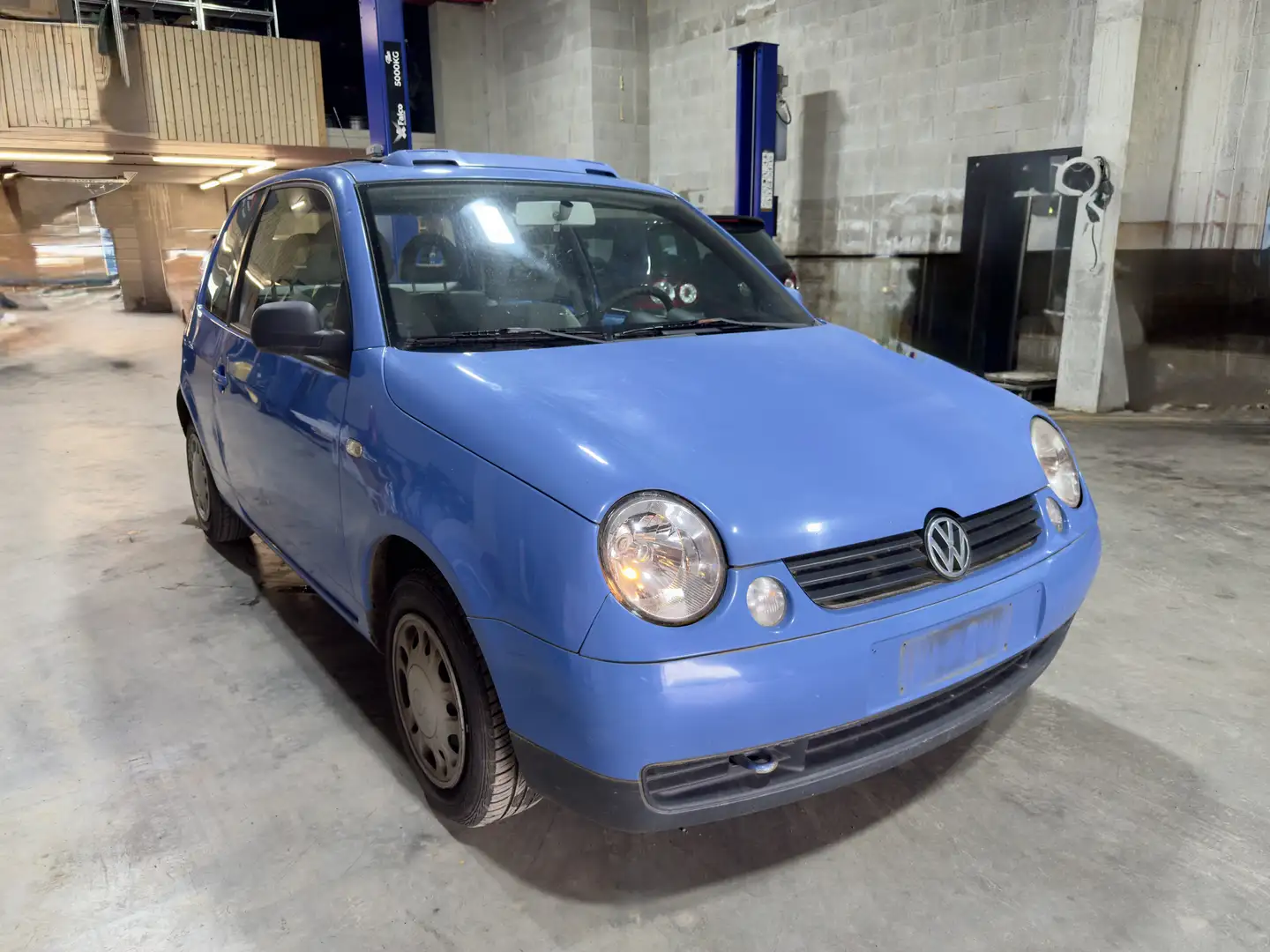Volkswagen Lupo VW Lupo • 1.4 MPI • 2001 • Essence • 168.0 Modrá - 1