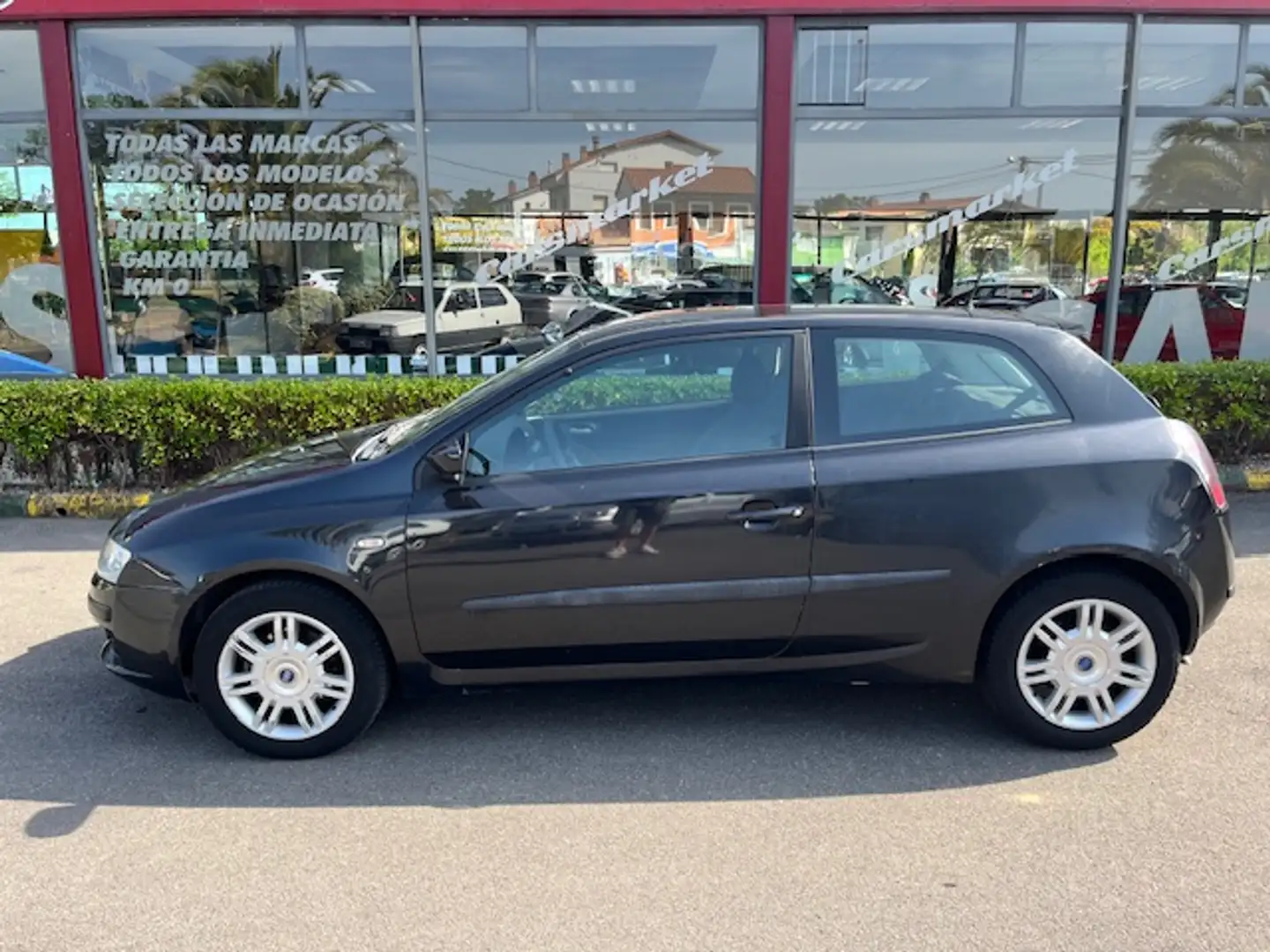 Fiat Stilo 1.9 JTD Dynamic Gris - 2