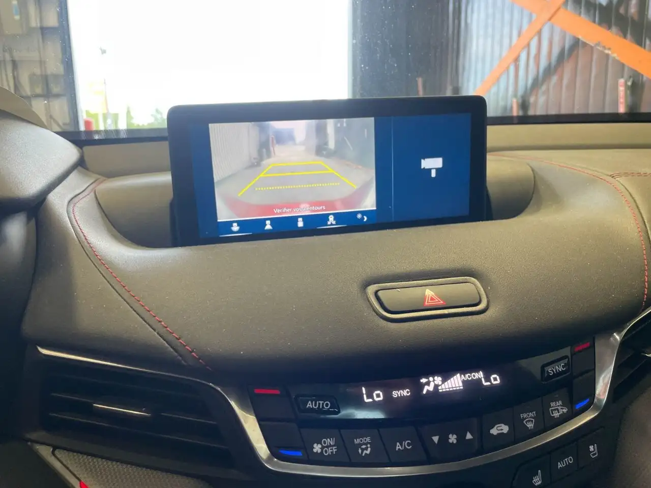 Acura TLX снимка Acura TLX