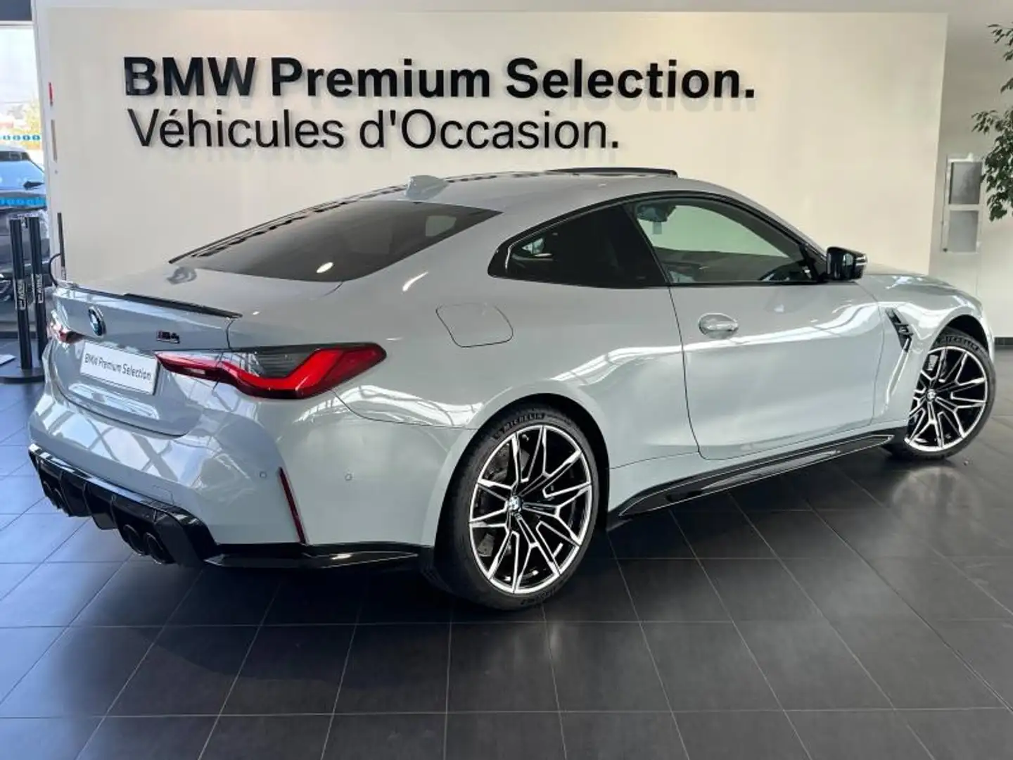 BMW M4 3.0 510ch Competition xDrive - 2