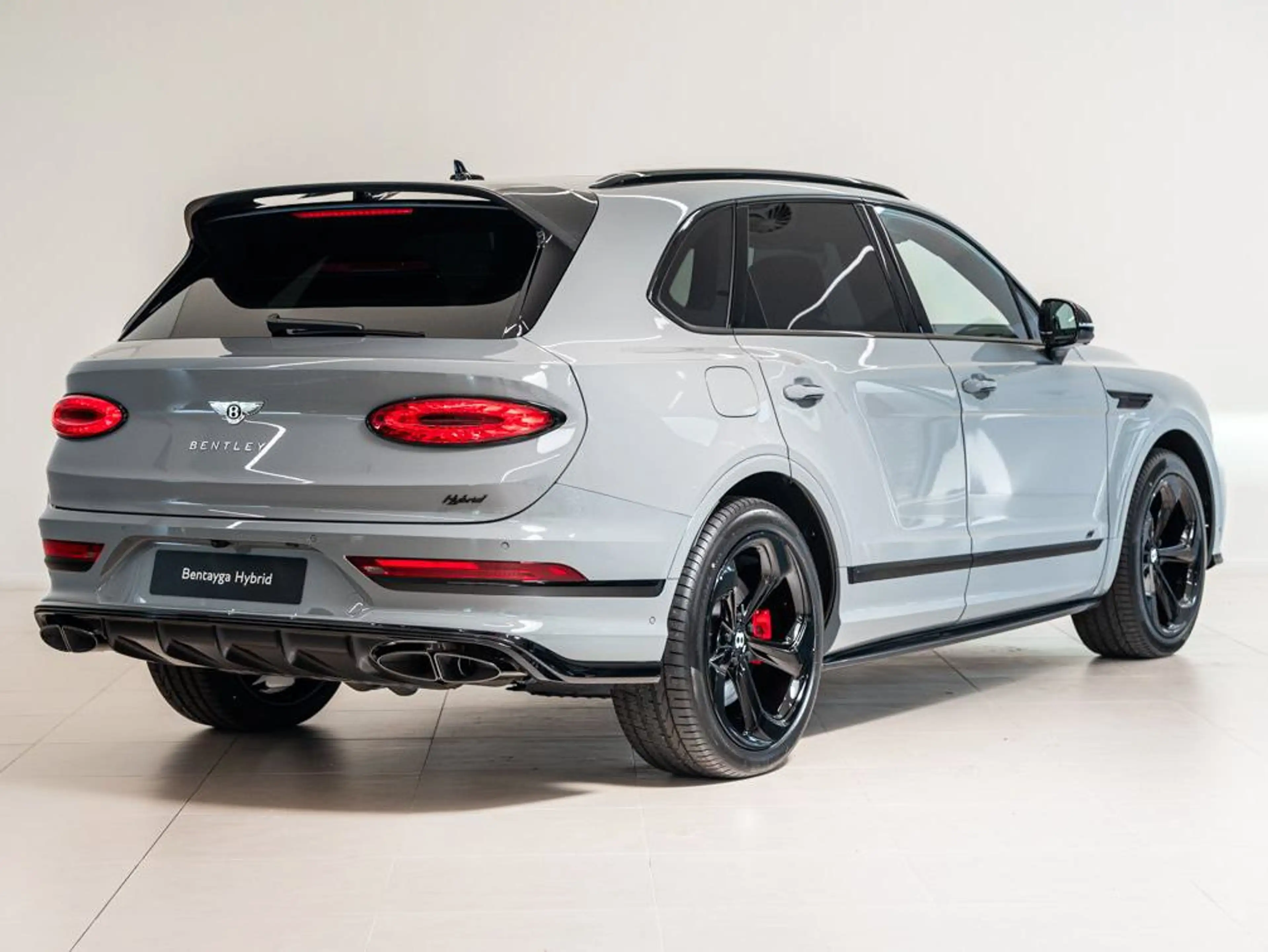 Bentley Bentayga Bentayga S Turbo V6 PHEV — photo 3