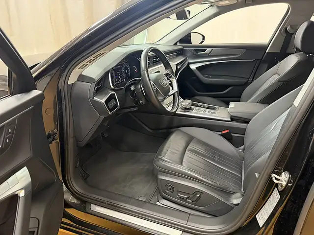 Audi A6 view 6