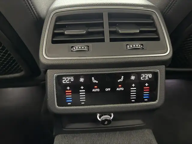 Audi A6 view 18
