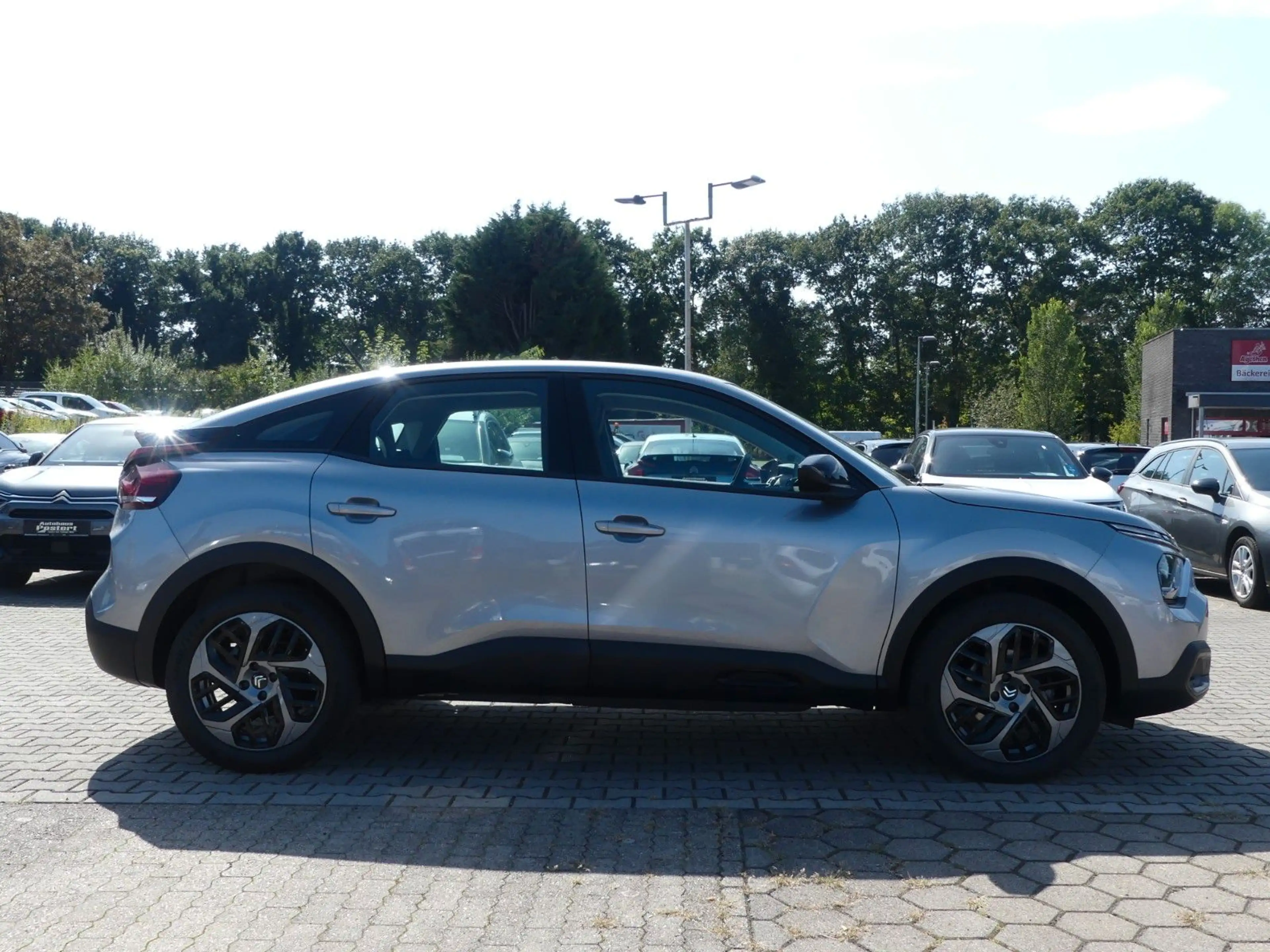 Citroen C4 PureTech 130 S&S Plus — photo 7