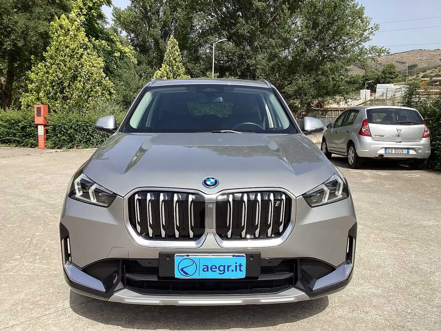 BMW iX1 (U11) xDrive 30 xLine Grigio - 2