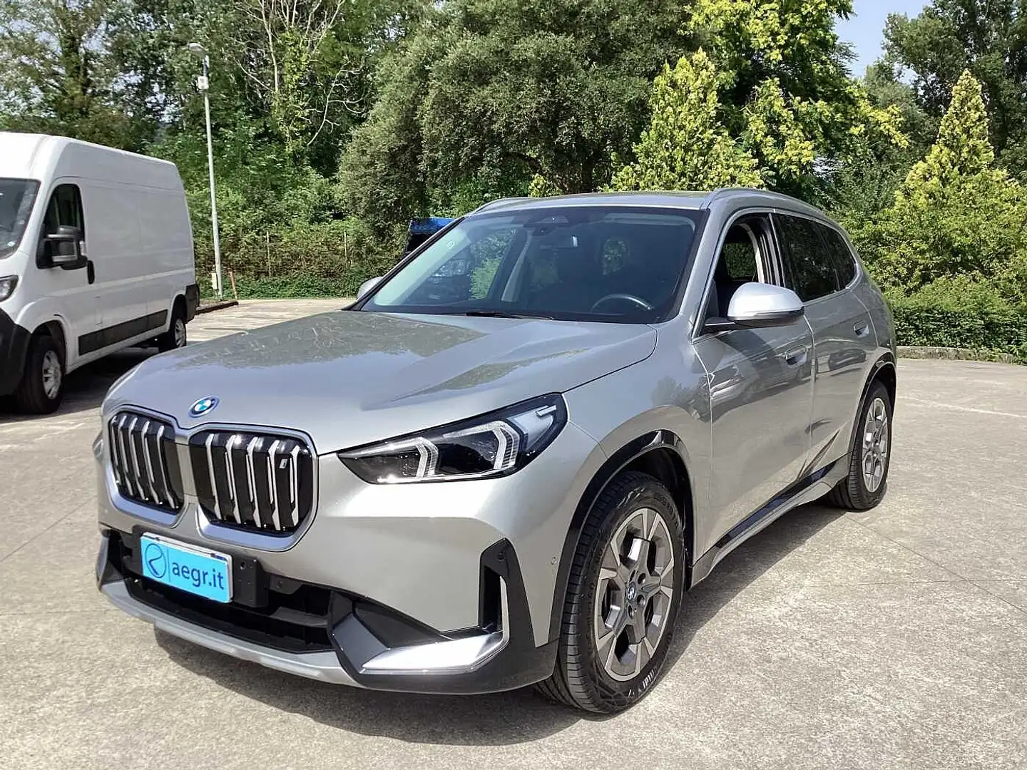 BMW iX1 (U11) xDrive 30 xLine Grigio - 1