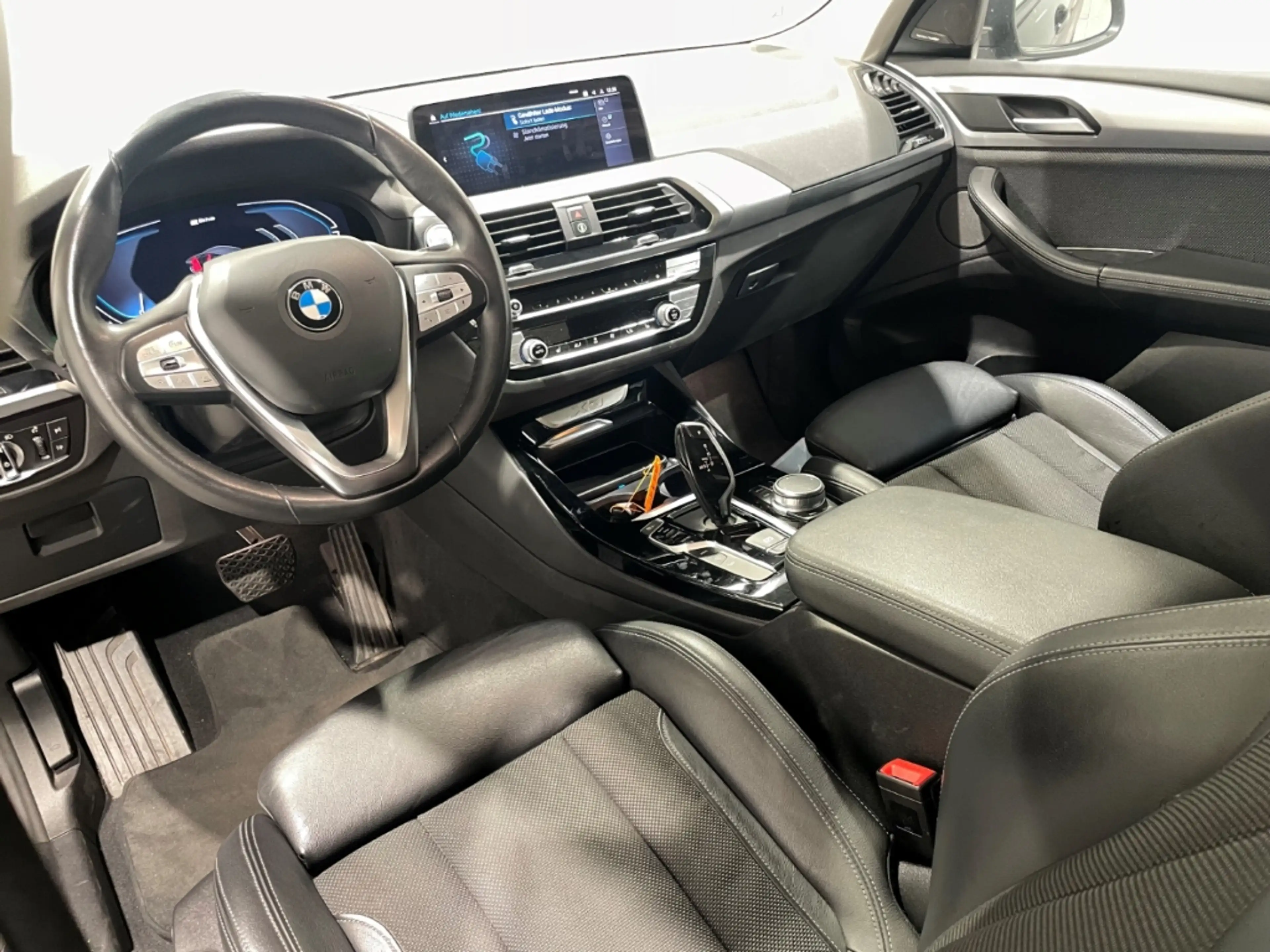 BMW X3 xDrive 30 e Advantage EU6d Navi LED ACC — photo 5