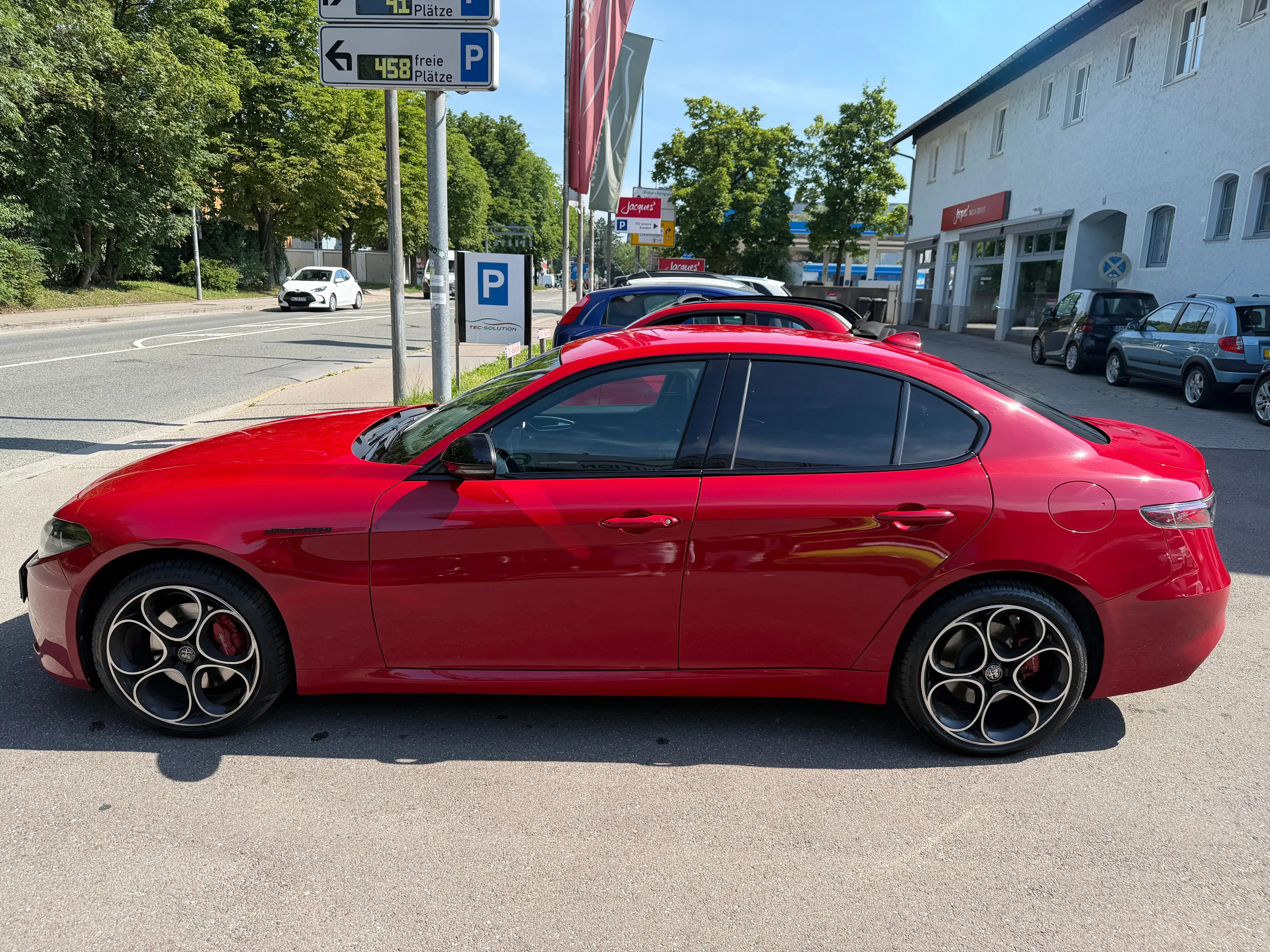 Alfa Romeo Giulia Competizione Q4 — photo 6