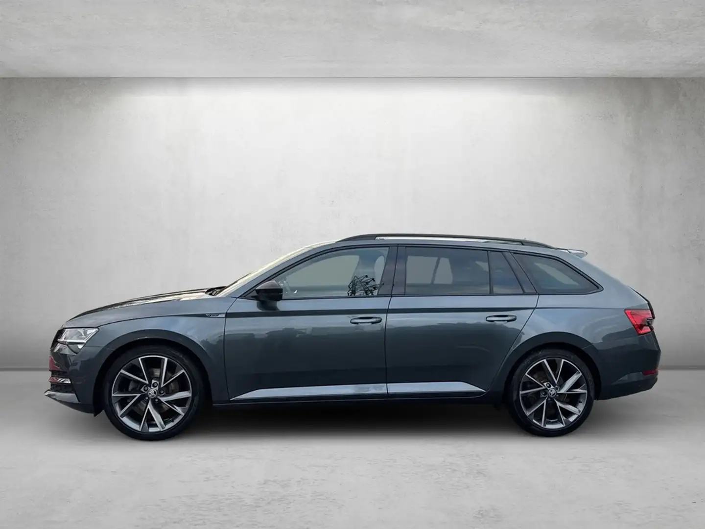 Skoda Superb Combi 1.5 TSI DSG Sportline *Kamera* Grau - 2