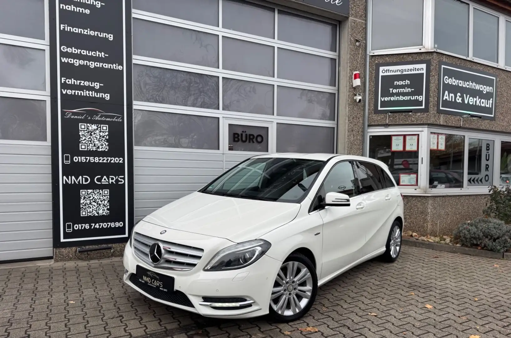 Mercedes-Benz B 180 B -Klasse B 180 KAMERA/MEMORY/XENON/LEDER Weiß - 1