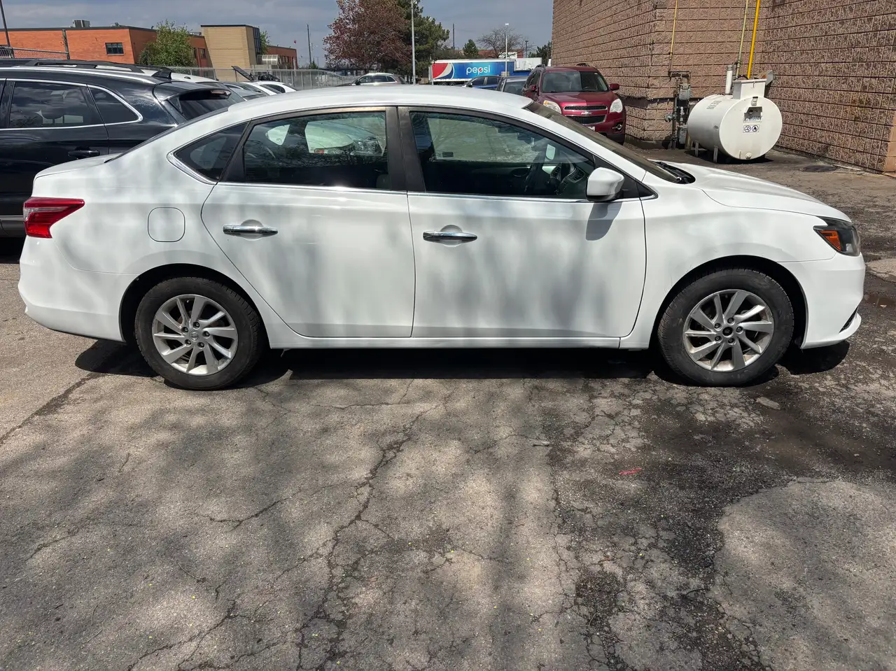 Nissan Sentra снимка Nissan Sentra