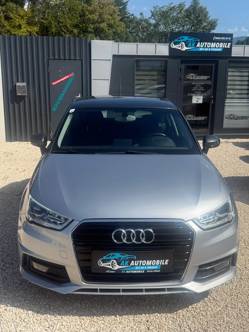 Audi A1 basis Sline Grau - 2